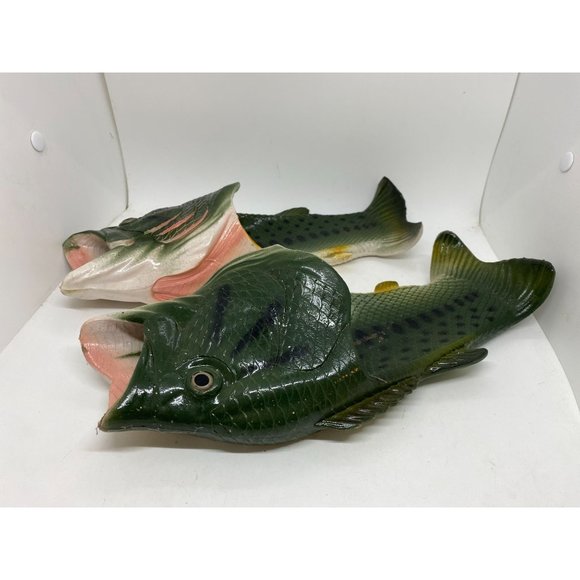 Bass Fish Sandals Rivers Edge Sz 11/12 Adult Non Slip Hand Painted Fisher Stream - Picture 2 of 9